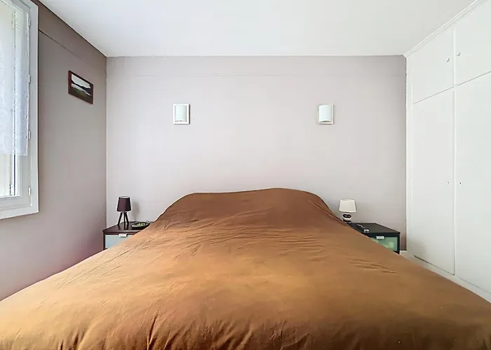 Διαμέρισμα Spacious 2-room Near Nation